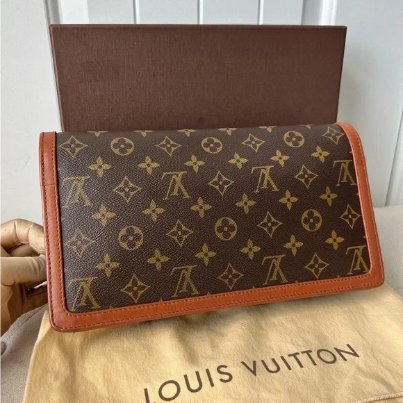 VINTAGE  LOUIS VUITTON POCHETTE DAME - Picture 4 of 13